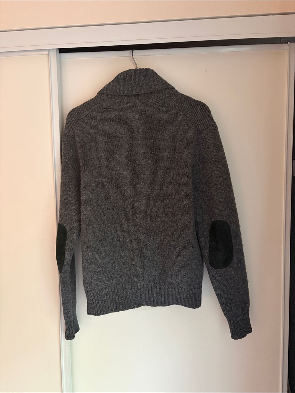 Lambswool Shawl Collar Toggle Cardigan - Picture 4 of 5